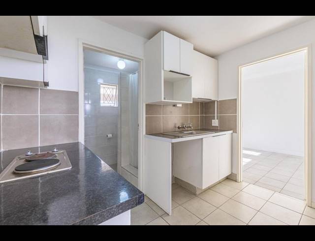 2 BEDROOM APARTMENT FOR SALE IN SCOTTSVILLE